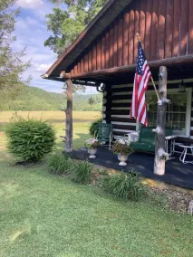 Gorgeous cabin stay near I-77, views, antiques, Wi-fi, wonderful experience for 2! - Image 3