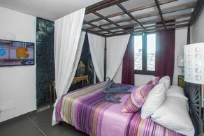 Villa Buddha - Six Chambres Villa, Couchages 12 - Image 3