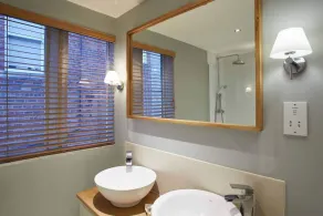 Host & Stay - Spyglass 1708 - Image 2