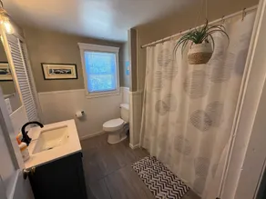 Private 1 bedroom, 2nd floor unit: deck, fire pit, space for boat & trailer - Image 2