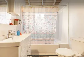 Comme à la maison, Florence Hall - Image 3
