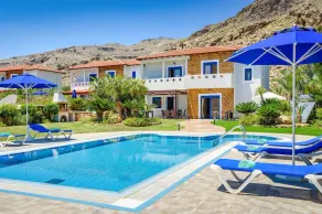 Villa Clive by Villa Plus - Image 5
