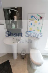 Superbe maison avec des vues captivantes à proximité - Image 3