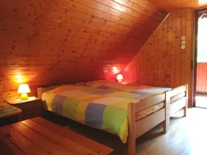 Familievenligt hus ISKARETREAT på den private glade i Iški vintgar-kløften - Image 4