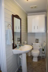 Privacy, fishing, pool--Just 10 mins to beach/base - Image 3