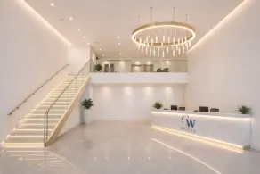 CW Hotel - Image 3