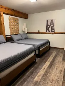 Spring Vibes on the Lake - Image 2