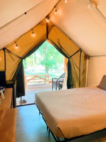 #H Son's Blue River Camp - Glamping Cabin w/ 2 Queen Beds - Image 5