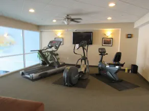LAKEFRONT CONDO#111 3BR/2BA-private beach, indoor pool  Rent 3 get 4th free-ask - Image 3