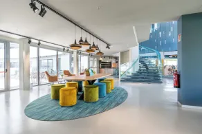 Student Experience Madrid Pozuelo - Luxury Hostel - Image 3