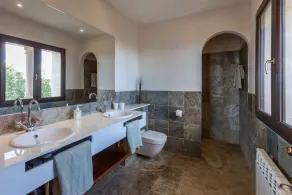 MANSION SES OLIVERES - Villa de luxe avec vues lointaines et piscine privée - Image 2