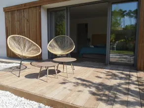 Chambre La Centrale : private terrace -Heated swimming pool, 5mn from the beach - Image 2