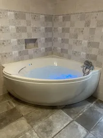 Gîte de la Truffière, heated swimming pool and jacuzzi - Image 2