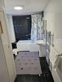Chester Le Street's Diamond 3 Bed House - Image 5