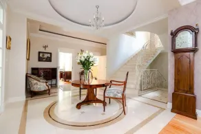 Luxury villa indoor pool Warsaw - Image 2