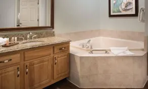 2br Deluxe Retreat | Pools, Nature & Family Fun - Image 4