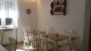 Hotel Pension Winzerhaus - Image 4