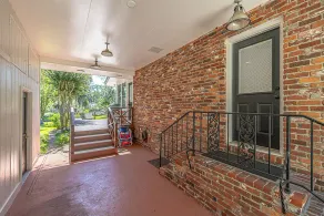 Peachtree Oak Ctg: 3BR Family Retreat | Breathtaking Marsh Views | Spacious Backyard - Image 2