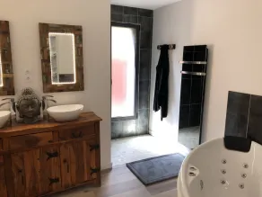 Villa med bastu och uppvärmd inomhuspool i Bretagne för 8 personer - Image 3