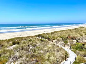 Erstklassige Eigentumswohnung am Meer mit 180 ° unverbautem Meerblick - Image 4