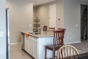 Mackenzie - Private Bedrooms with Shared Bathroom in Co-Living House - Image 4