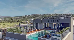 Utopia Luxury Suites - Image 4