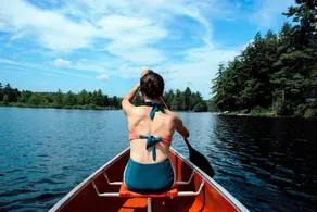 NEW CABIN W/LAKE VIEW! 2PersonJacuzzi.GasFireplace.Beach.Patio.Wifi.Kayaks.Canoe - Image 3