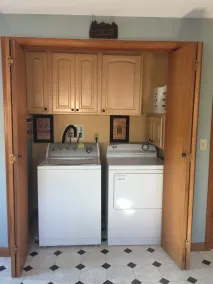 Locke Lake Beachfront Vacation Home - Image 2