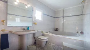CULLERA CHALET-UNABHÄNGIGE WOHNUNG 150 m2. NUR 50 METER STRAND - Image 3