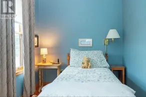 Experience tranquility by the sea, Magnificent views, Romantic charm. - Image 5