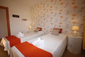 Vacker villa med privat pool, super lugnt område - Image 2
