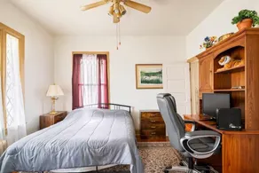 Cozy Cape Cod Bungalow King Queen WD Full Kitchen Wifi Desk - Image 5