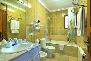 Villa mit 3 Schlafzimmern, mit privatem Pool und BBQ, Puerto Pollensa - Image 2