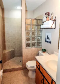 Cozy pet-friendly home near hiking trails and Lake Vermilion - Image 4