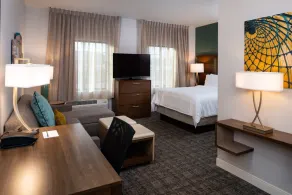 Great for Business Travelers! King Suite | Free Breakfast + Shared Pool & Hot Tub. - Image 4