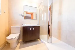 HomeHolidaysRentals Royal - Image 3