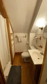 Ski, Snowboard, Vandreture, eller bare slappe af på vores rummelige hjem for familie og venner! - Image 4