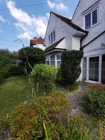 William Morris, Spacious ground floor lux double bedroom - Image 2