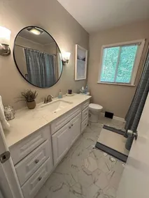 Jacuzzi Hot Tub, Pool Table- Perfect Getaway! - Image 3