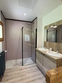 Mountain chalet with panoramic views over the entire valley - Image 2