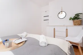 Geräumiges Apartment | Arbeitsbereich und Balkon - Image 5