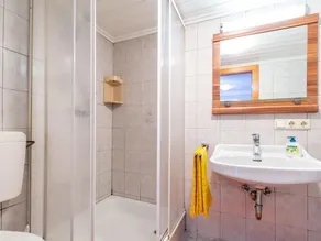 Appartement de vacances avec jardin, barbecue et terrasse - Image 3