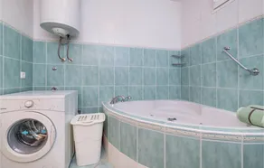 Beautiful home in Jastrebarsko with WiFi - Image 2