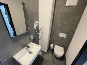 Yebs Hotel - Image 3