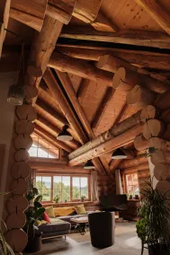 Beautiful wooden house with mountain views - Image 5