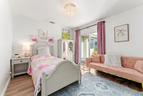 Newly Renovated Comfortable 4 Bds Houses in LA - Image 5