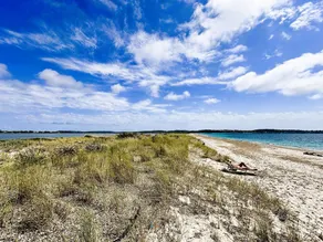 Apartment for 4 guests, pet-friendly, 5 minutes from Almanarre Beach – Hyères - Image 3