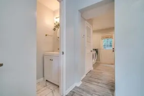 Golden Hour - Convenient 2 BR Townhouse - Image 3