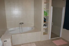 Vermietung einer Villa mit privatem Pool auf dem Land. - Image 3