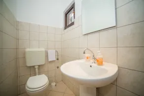 Three bedrooms apartment near Split - Image 2